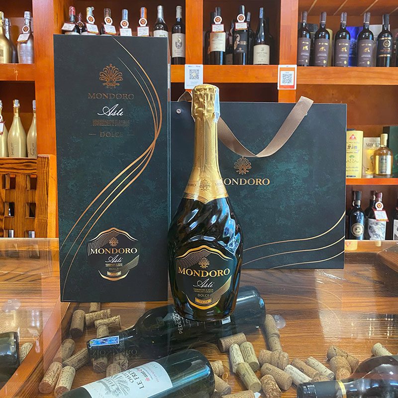 Review Rượu Vang Sủi Ngọt Mondoro Moscato Asti