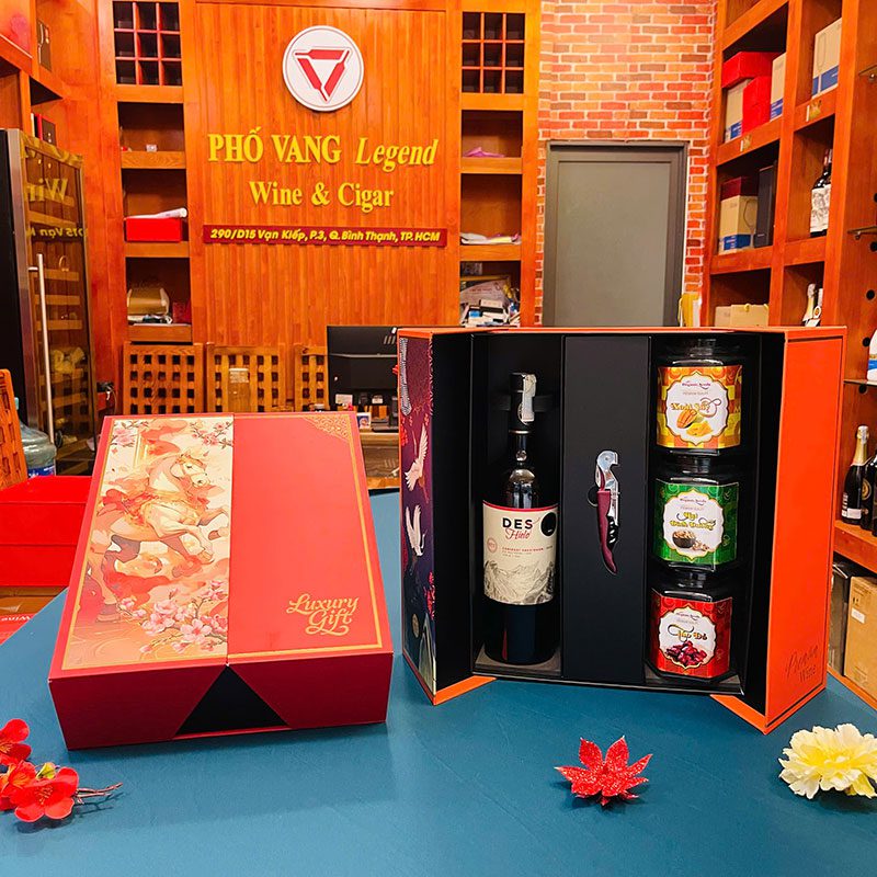 Mẫu Quà Tết Rượu Vang Hũ Hạt